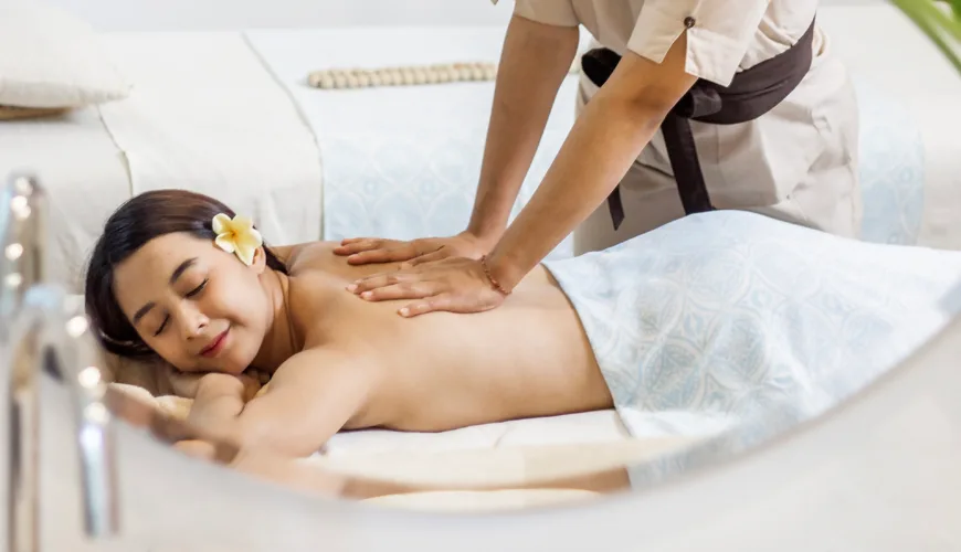 Four Hand Massage